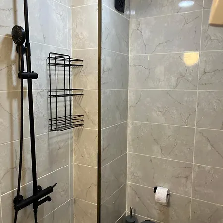 In Center * صوفيا